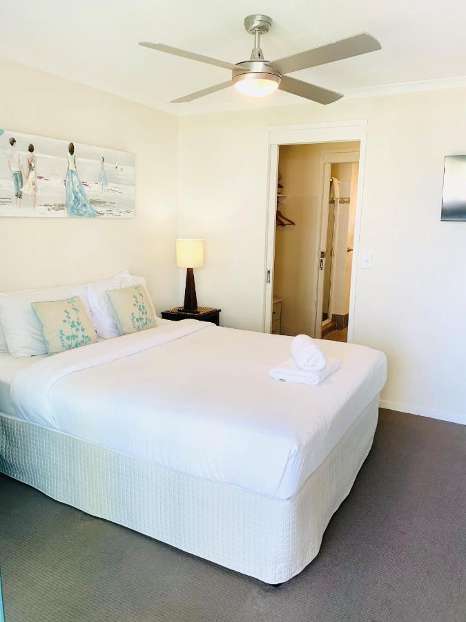 Emerald Sands Holiday Apartments Surfers Paradise Buitenkant foto