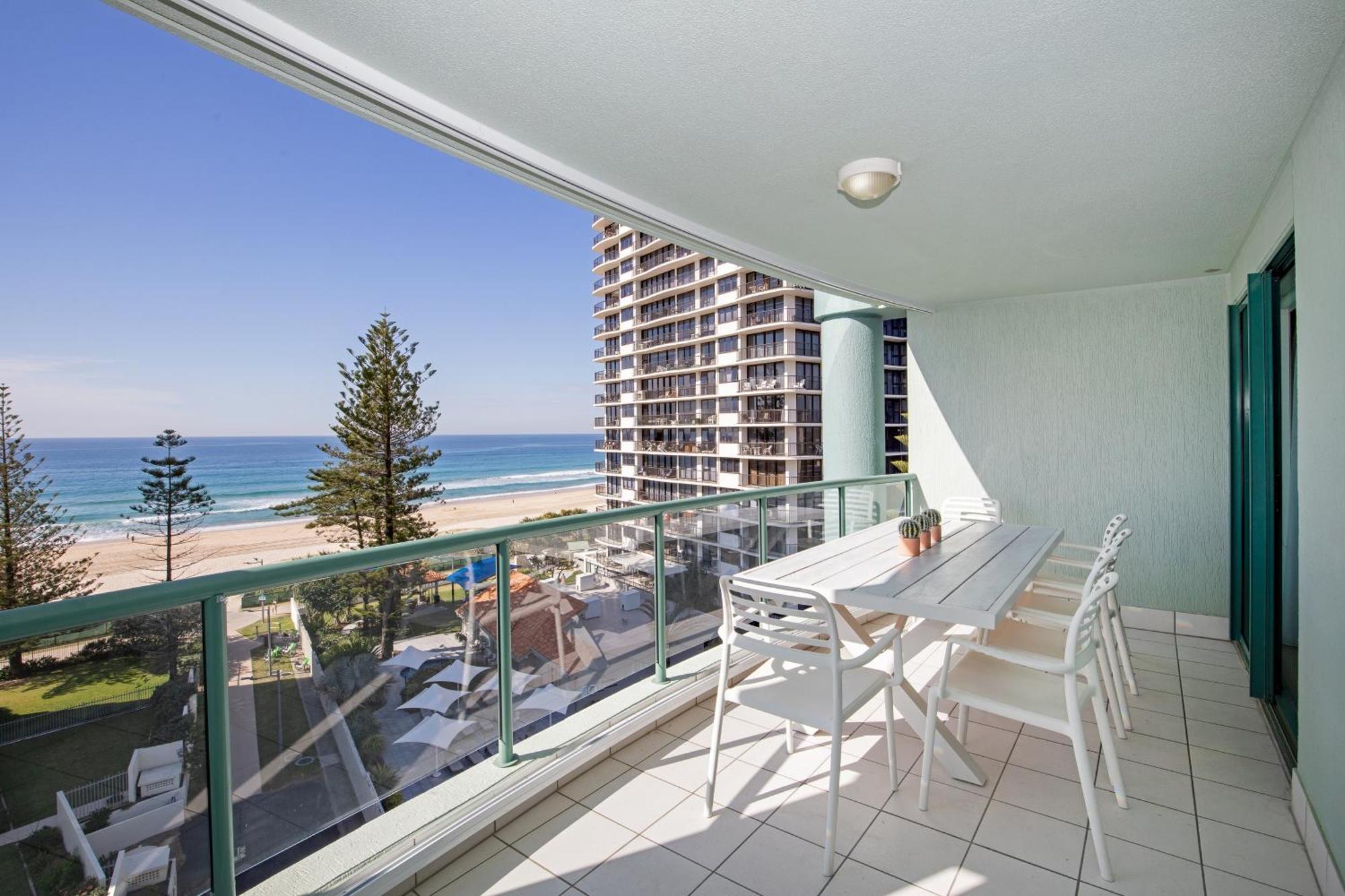 Emerald Sands Holiday Apartments Surfers Paradise Kamer foto