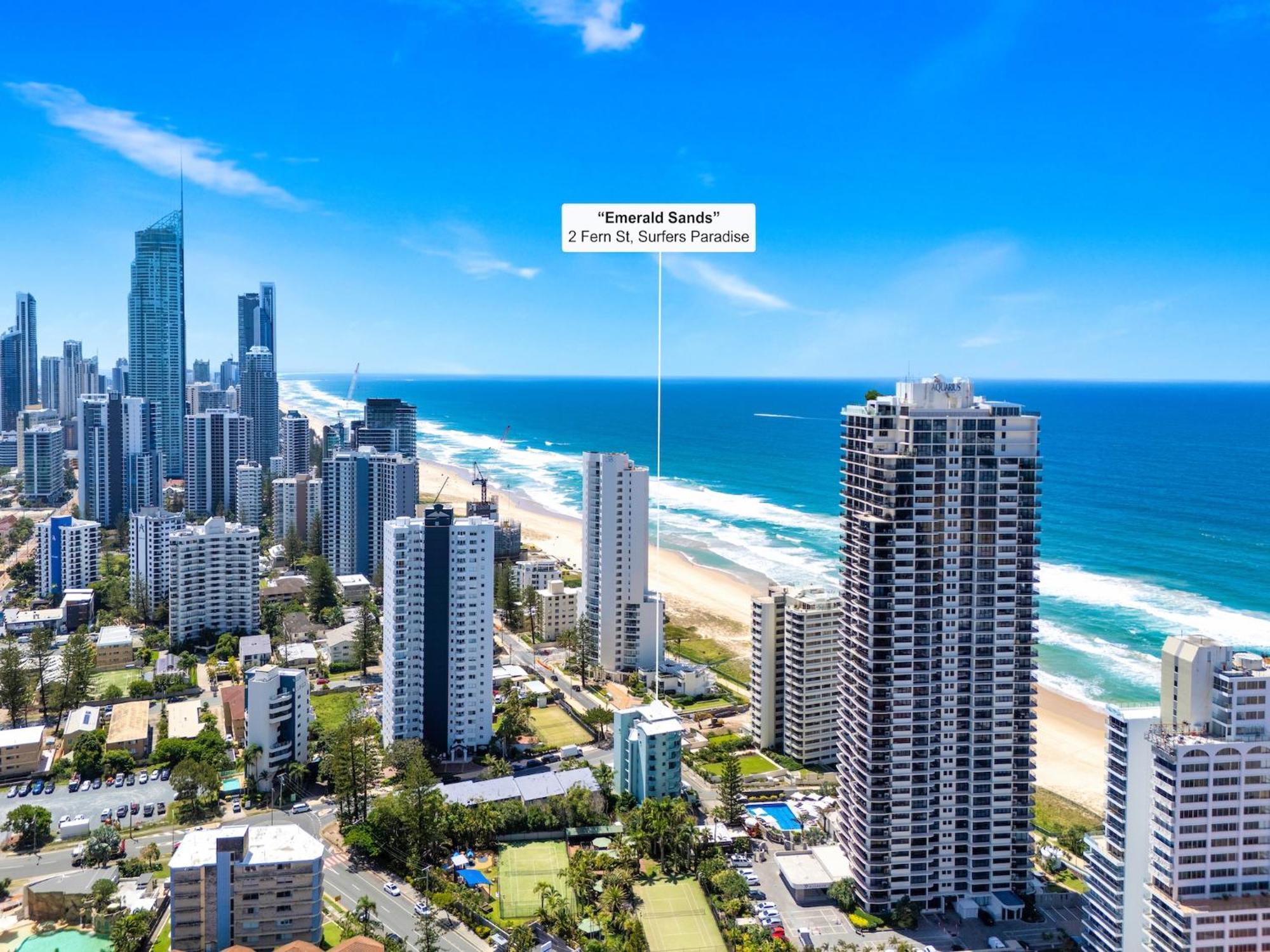 Emerald Sands Holiday Apartments Surfers Paradise Buitenkant foto