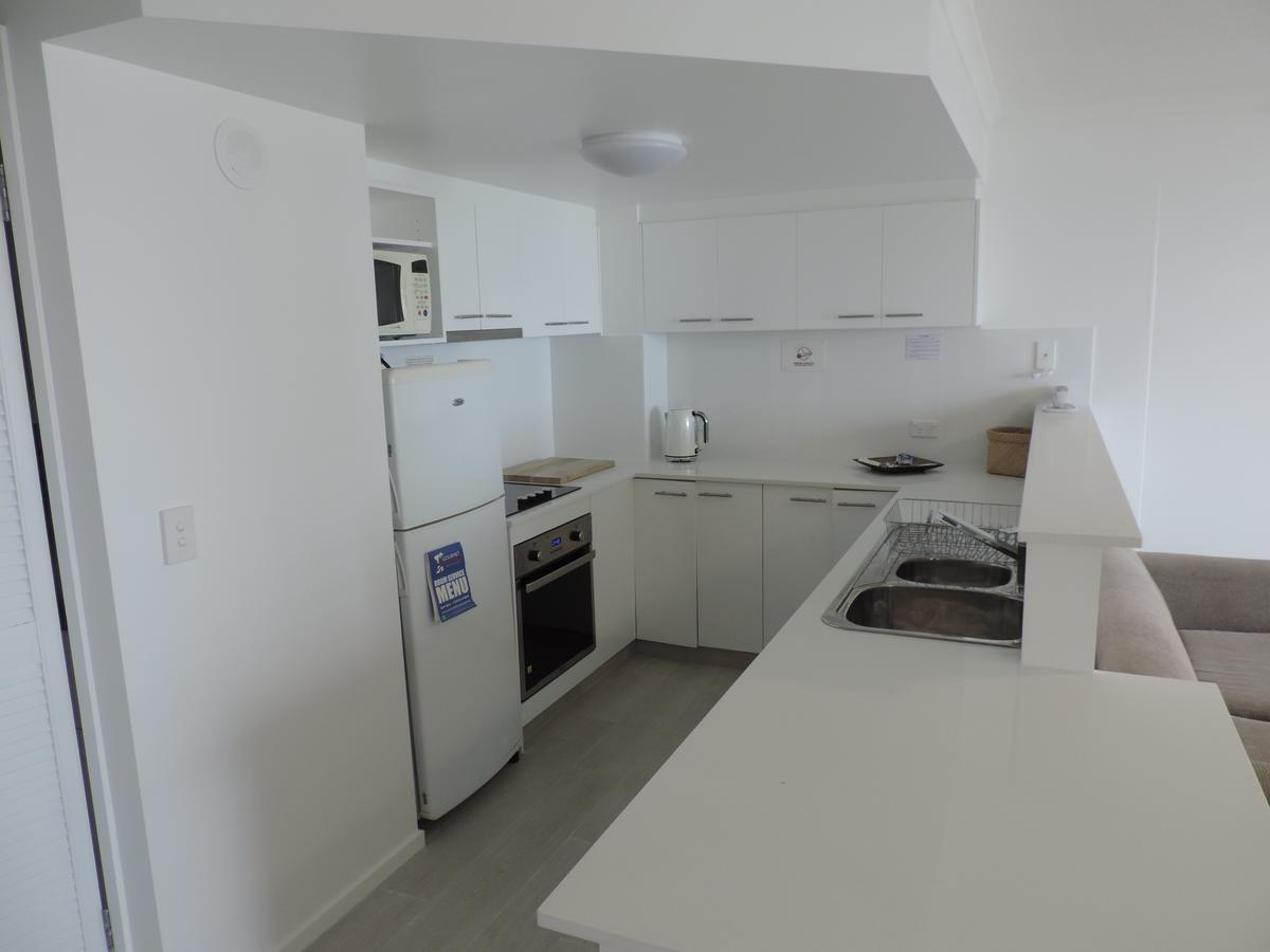 Emerald Sands Holiday Apartments Surfers Paradise Buitenkant foto