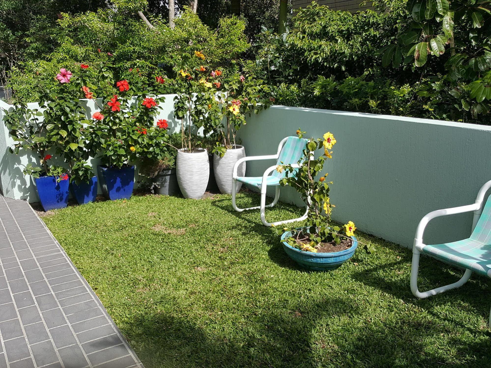 Emerald Sands Holiday Apartments Surfers Paradise Buitenkant foto
