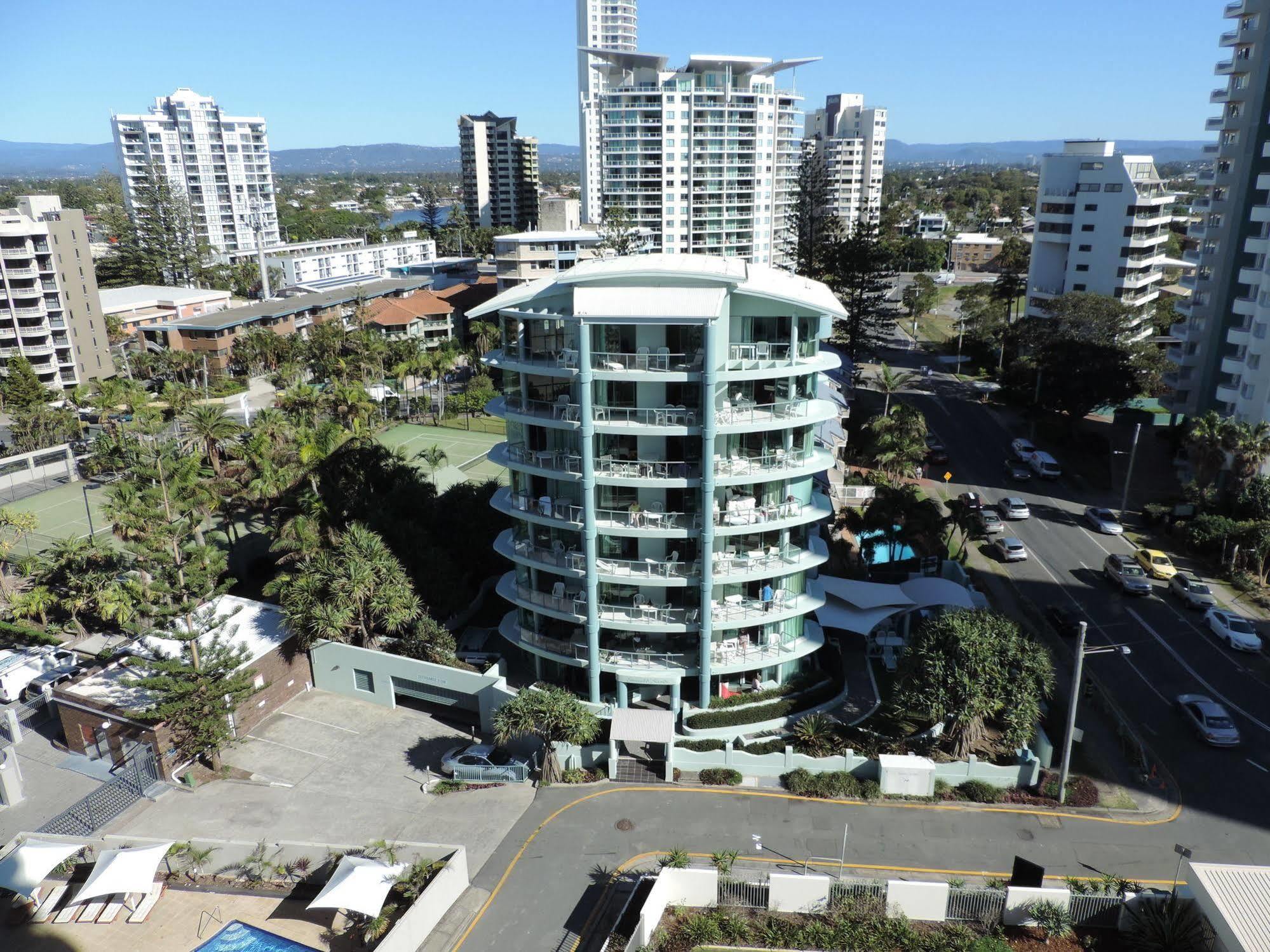 Emerald Sands Holiday Apartments Surfers Paradise Buitenkant foto